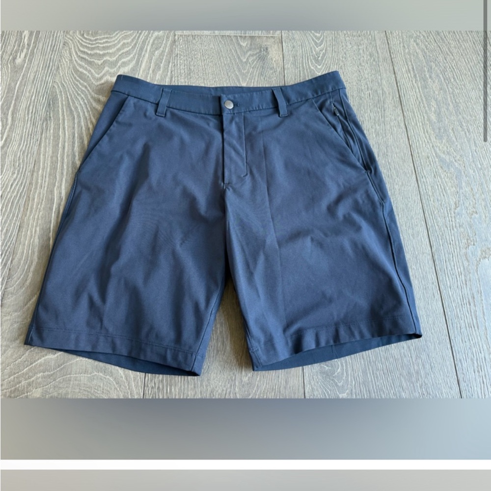 Lululemon Men’s Commission Classic-Fit‎ Short 9" Size 31 Athletic Classic Casual - Picture 2 of 4